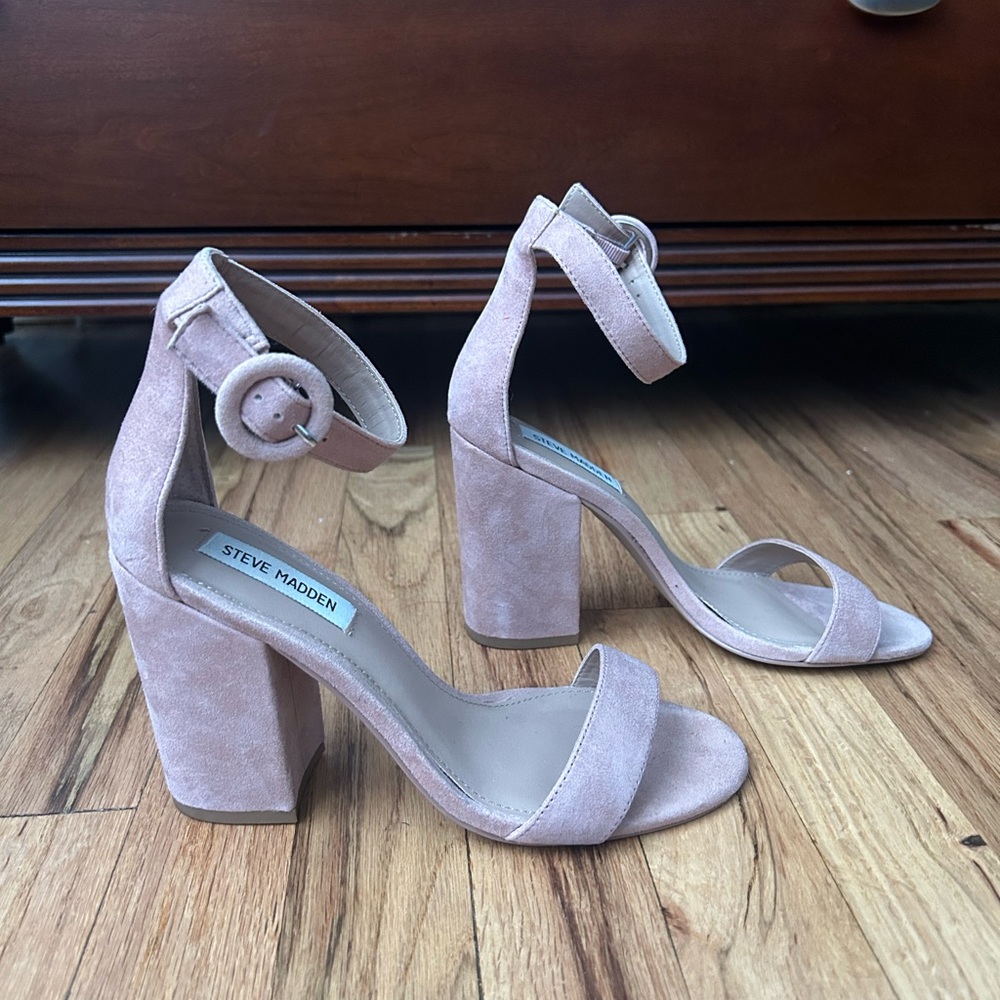 Steve Madden Friday Blush Suede Heels